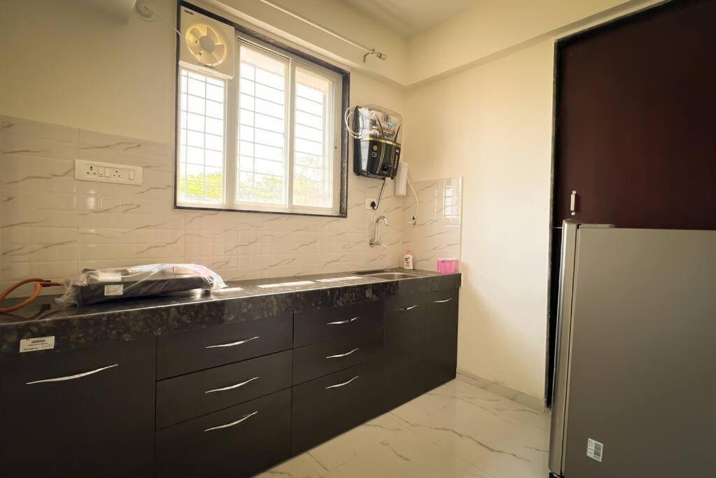 Spacious 1 Bhk In Main Kharadi - Anandkunj Apartment *