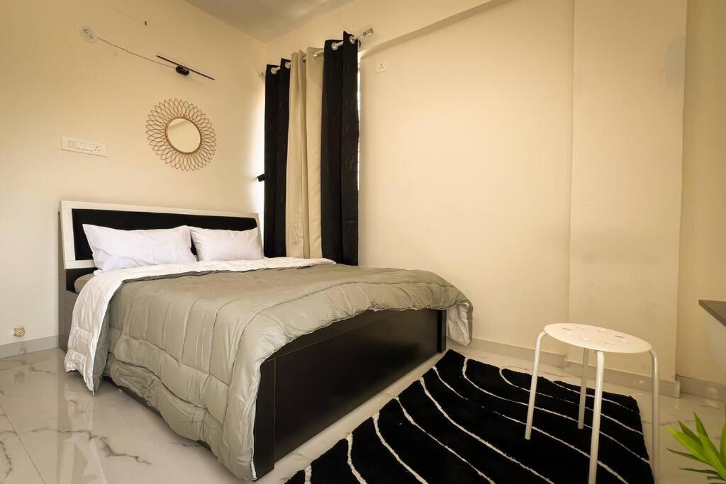 Apartment Spacious 1 Bhk In Main Kharadi - Anandkunj *